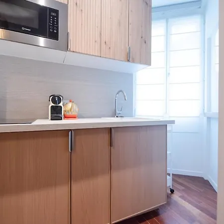 Apartmán Lovely Parisian Flat -prime Location, 7th District *