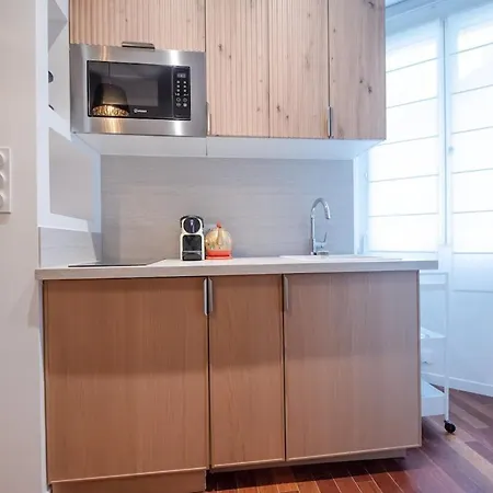 Lovely Parisian Flat -prime Location, 7th District